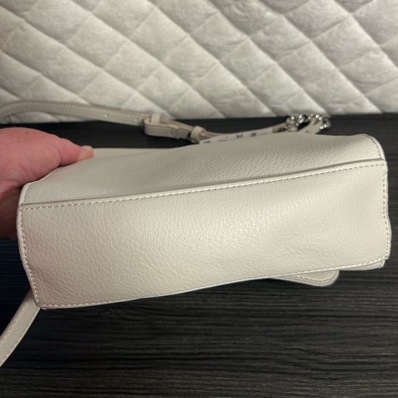 INC Cream Shoulder Bag Chain Purse - Picture 4 of 8